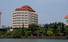 Vivanta Ernakulam, Marine Drive