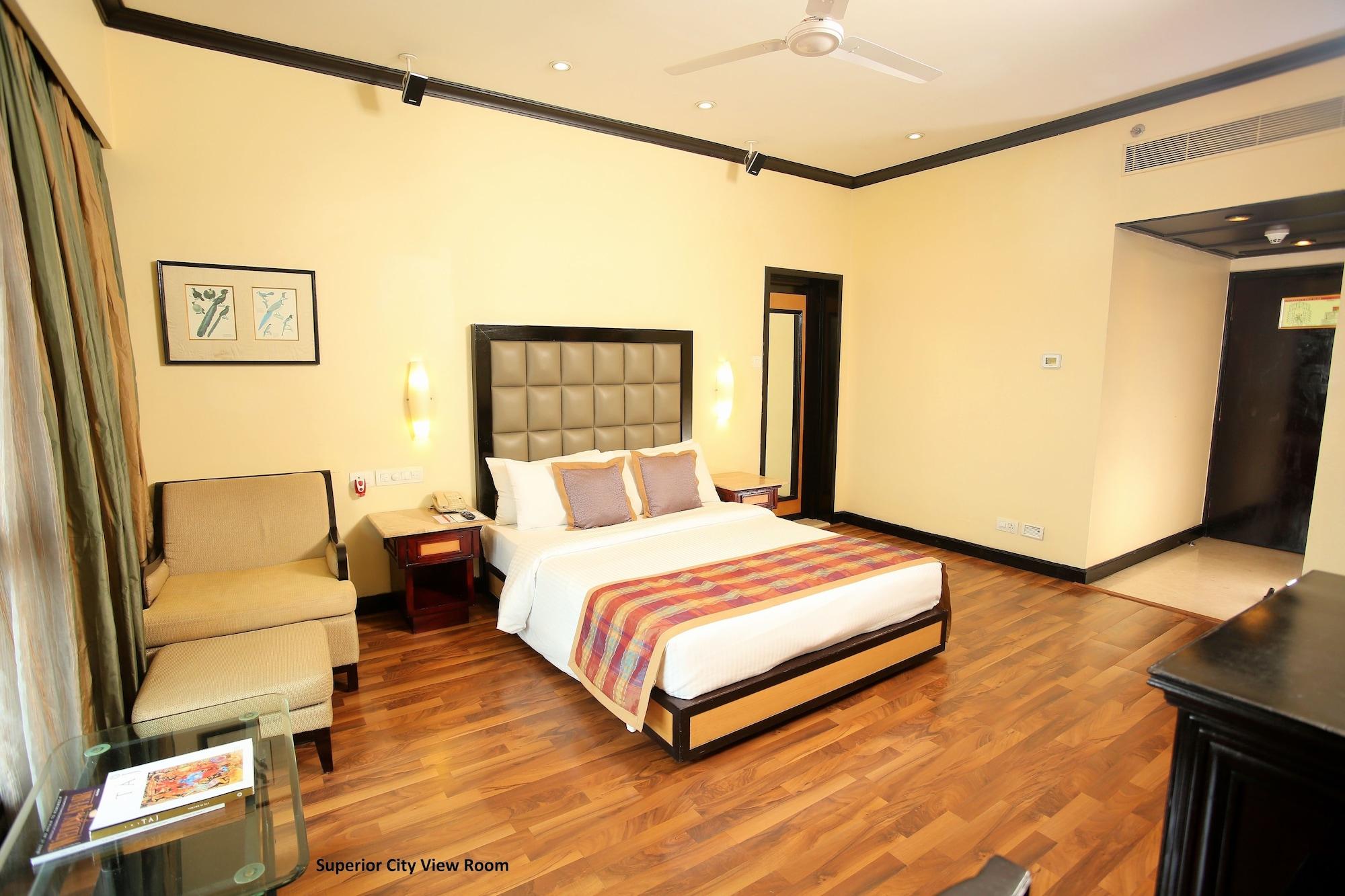 Vivanta Ernakulam, Marine Drive Kochi Exterior photo