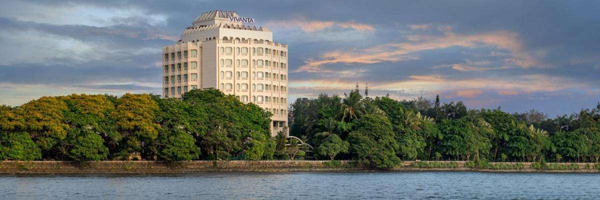 Vivanta Ernakulam, Marine Drive Kochi Exterior photo
